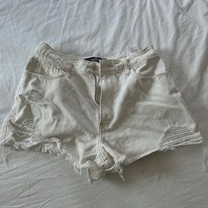 White Mom Shorts from Hollister